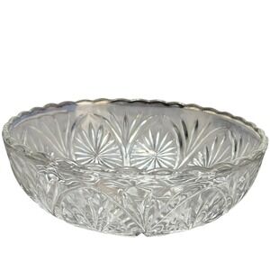 Vintage Clear Pressed Glass Serving Bowl Starburst Daisy Pattern 8" Candy Dish